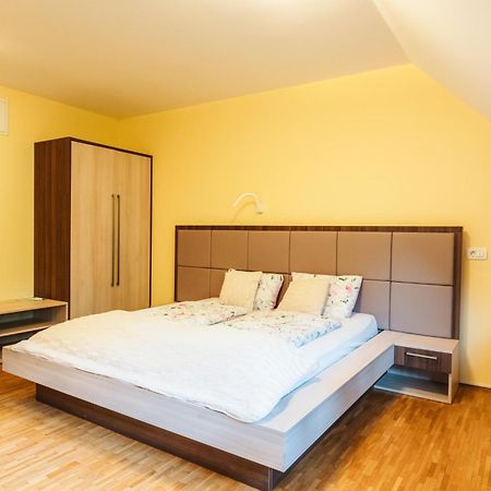 Dvorec Trebnik - Sobe Slovenske Konjice Extérieur photo