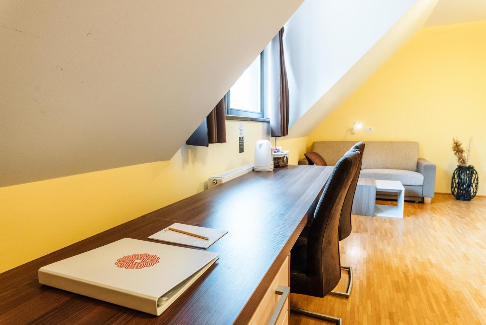 Dvorec Trebnik - Sobe Slovenske Konjice Extérieur photo