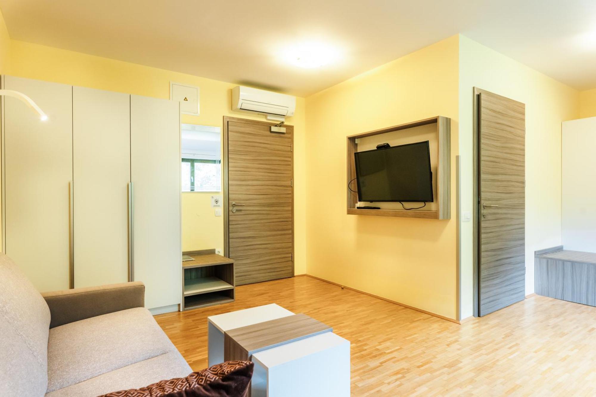 Dvorec Trebnik - Sobe Slovenske Konjice Extérieur photo