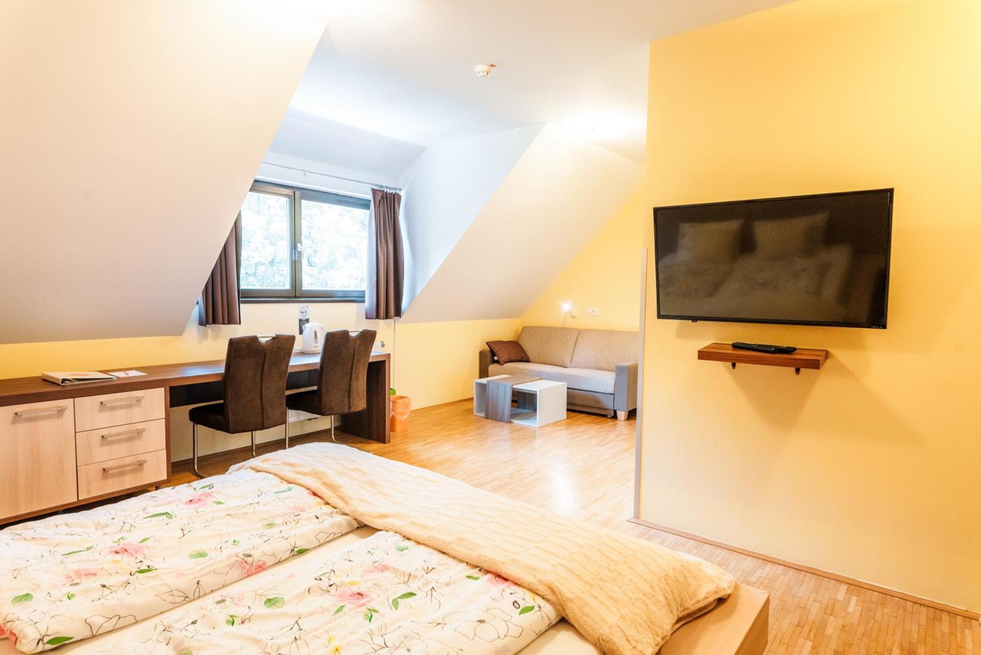 Dvorec Trebnik - Sobe Slovenske Konjice Extérieur photo