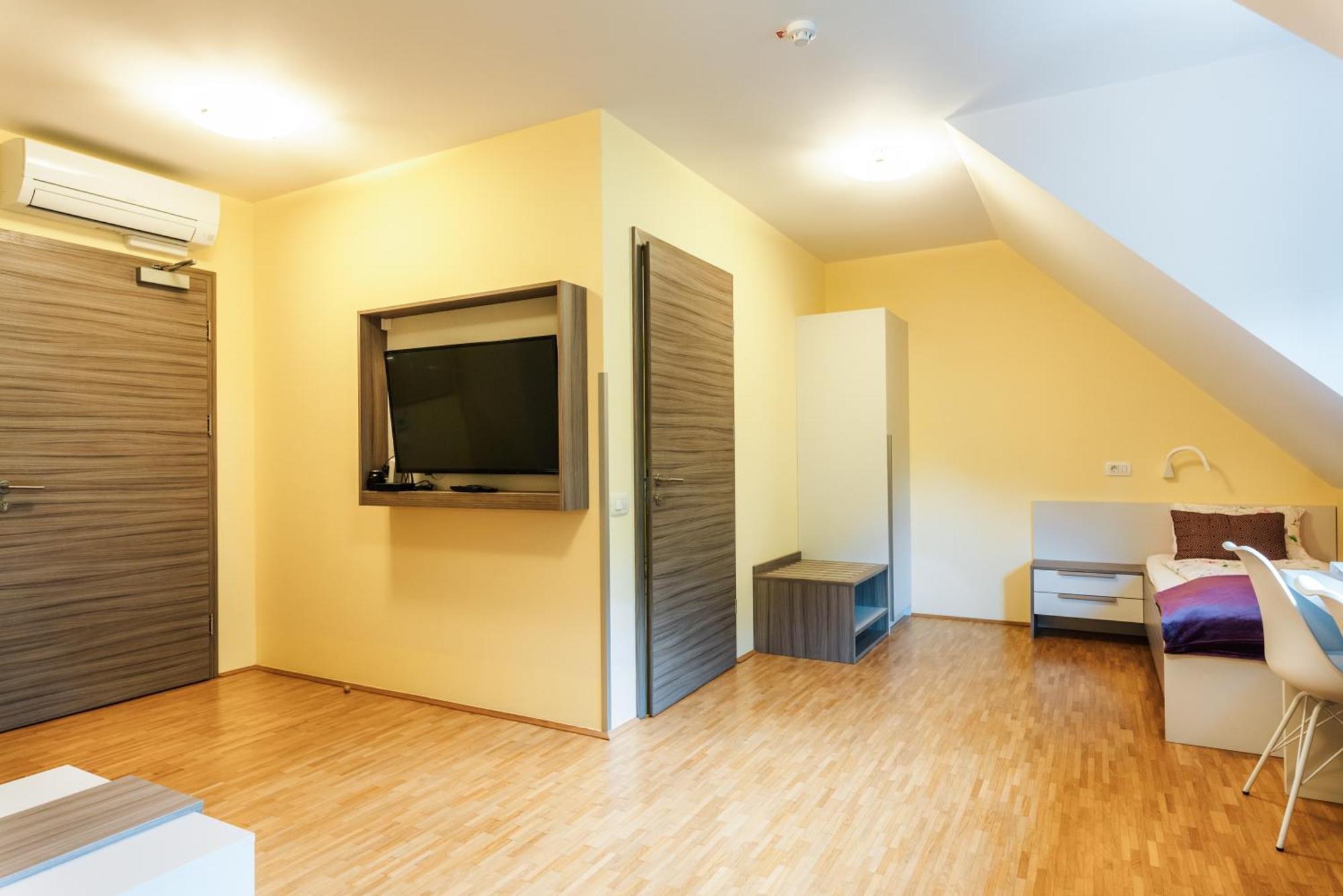 Dvorec Trebnik - Sobe Slovenske Konjice Extérieur photo